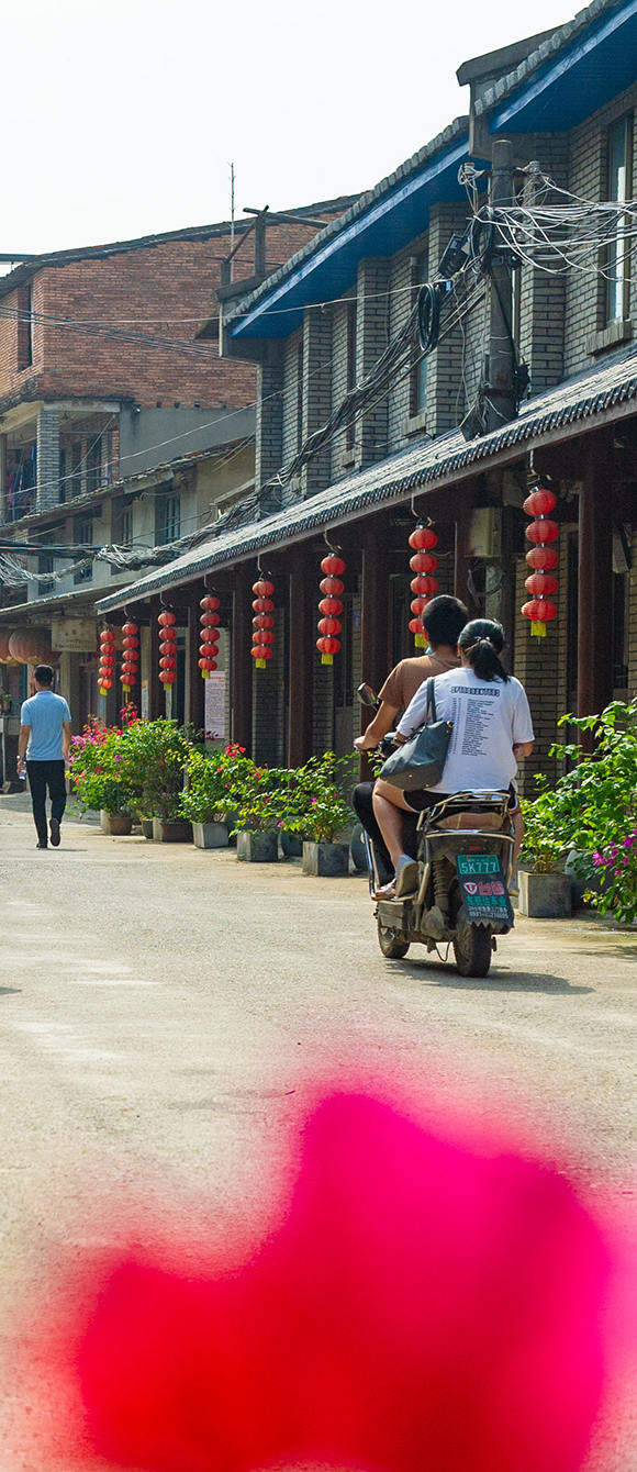 如今的侯官古街依然保留着上市、中市、下市等称呼 福州晚报 林双伟 摄