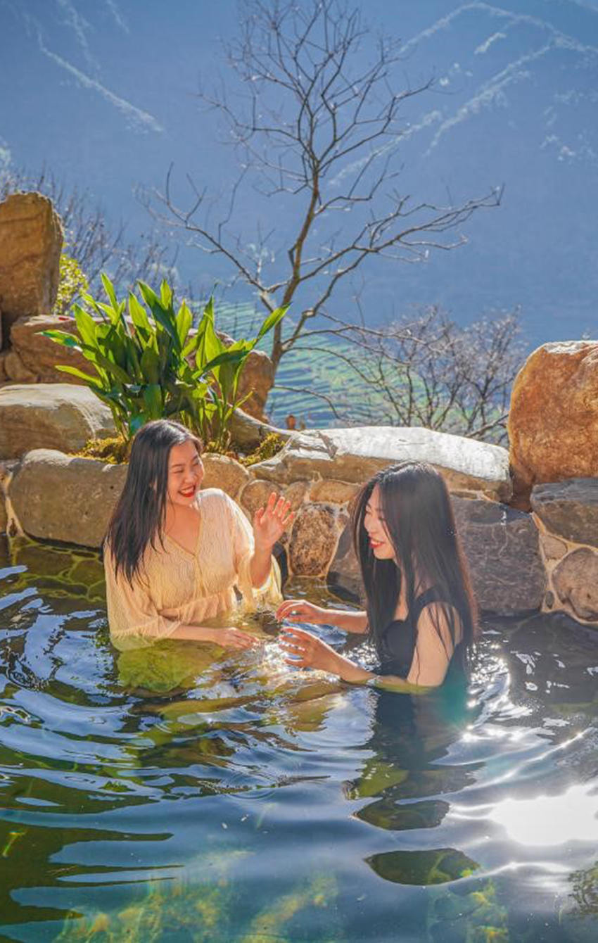 篁岭村半山腰的秘境养生温汤